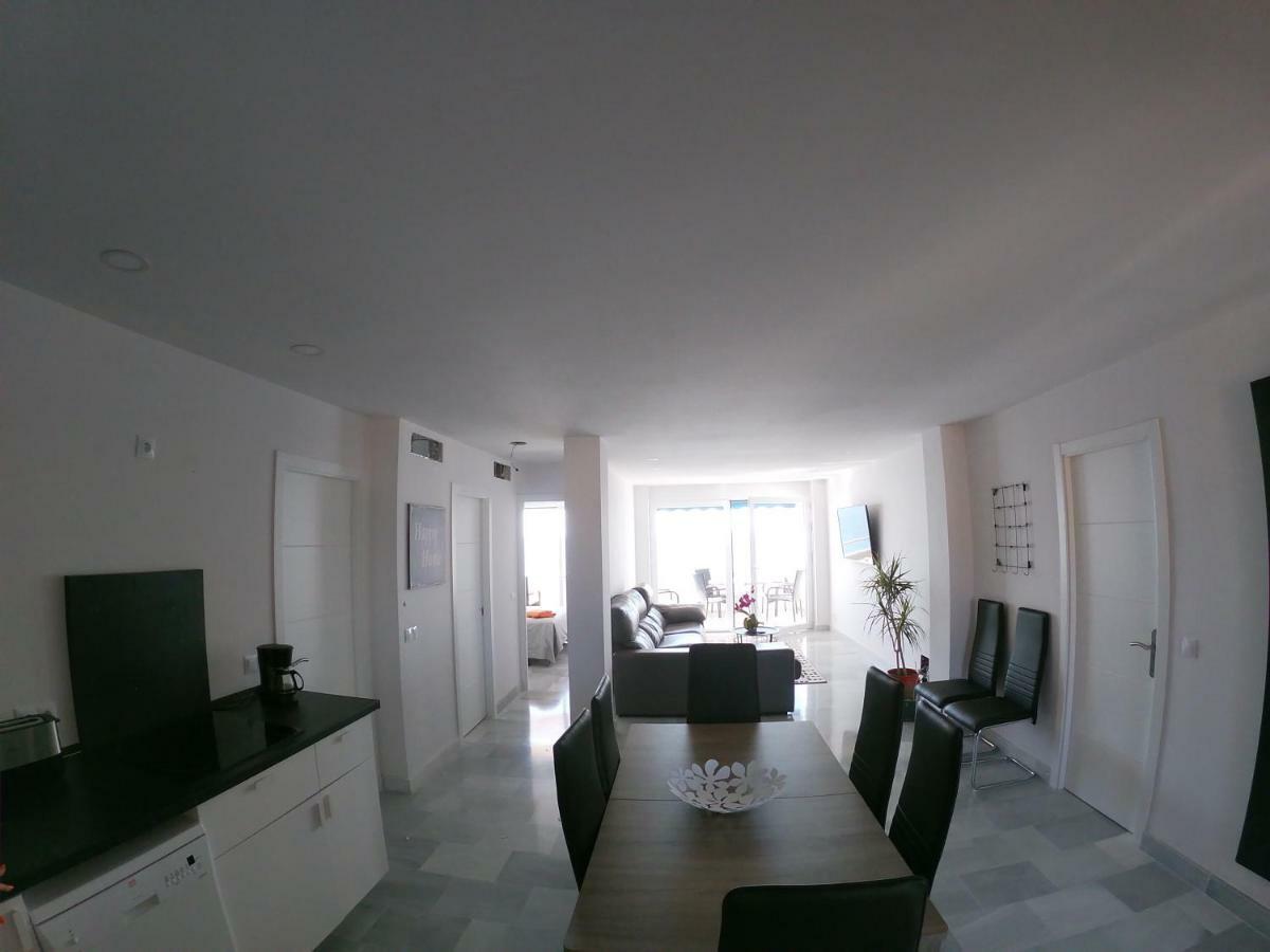 Beach Front Penthouse - Fuengirola Εξωτερικό φωτογραφία